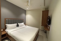 Hotel Sai Samrudhi Rooms, Mumbai