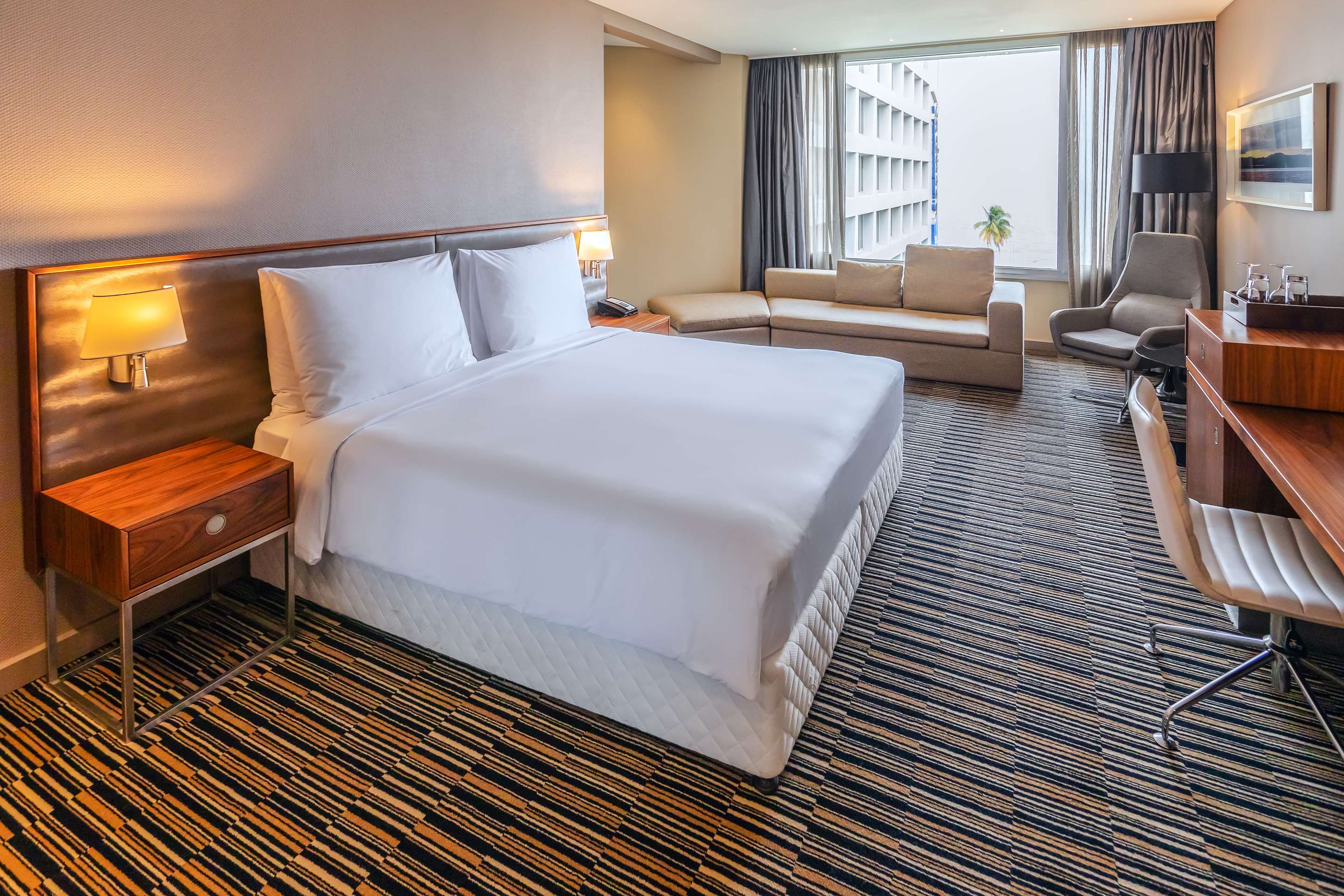 Radisson Blu Okoume Palace Hotel, Libreville - Tap to explore photos