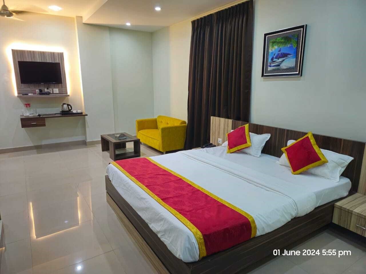 Hotel Kalinga International - Tap to explore photos