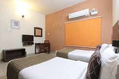 Del Fox at Delhi Airport, Delhi