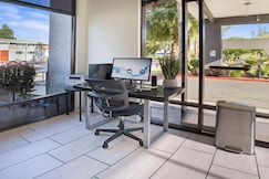 SureStay Plus Hotel by Best Western Sacramento North, Merced