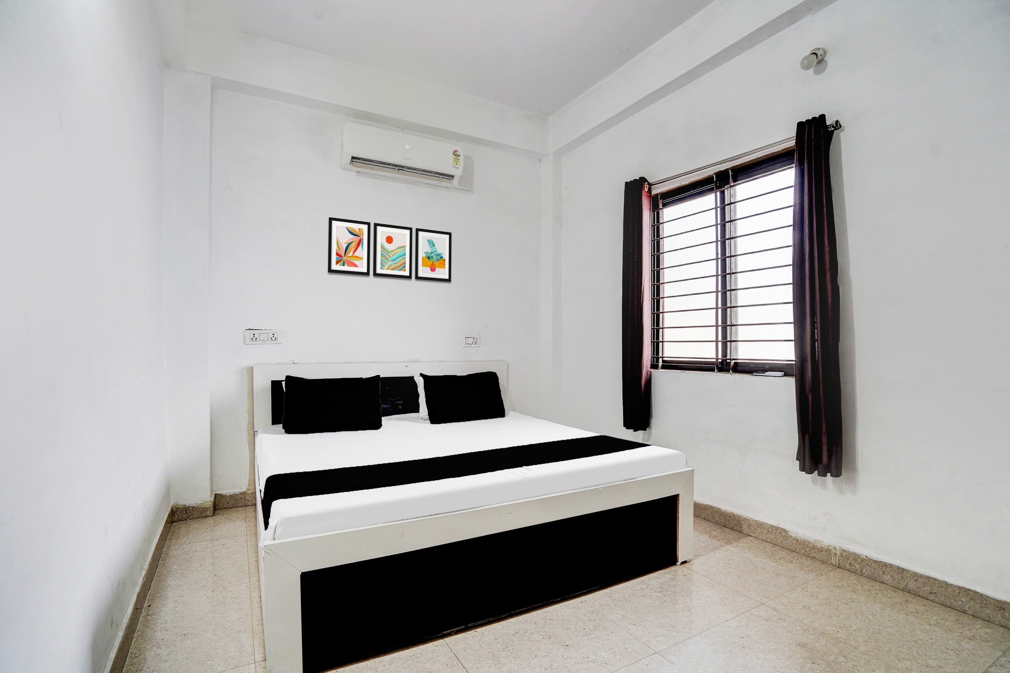 Hotel O Purani Haveli - Tap to explore photos