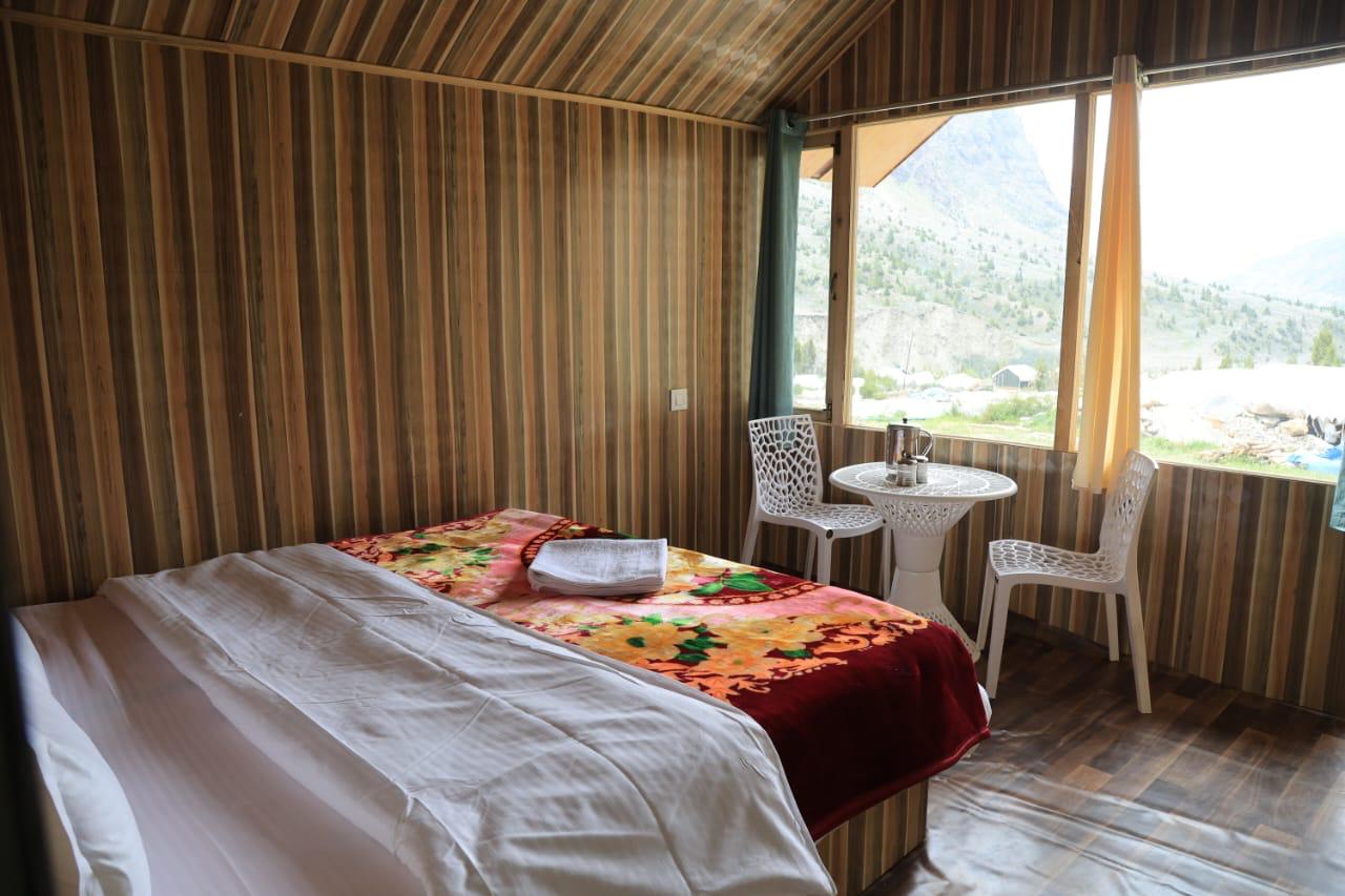 Jispa Diaries - Camps & Huts - Tap to explore photos