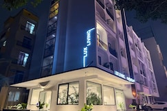 Lux Living Hotel, Bangalore