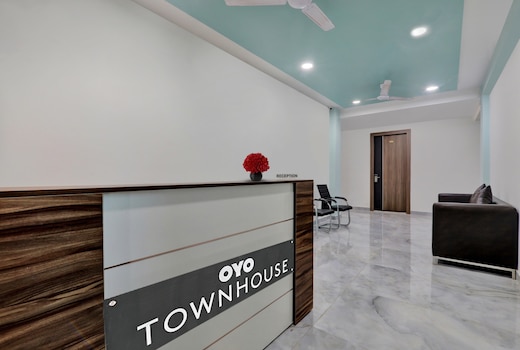 OYO 702892 Hotel Blueline