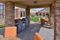 Staybridge Suites MERRILLVILLE, an IHG hotel, Porter