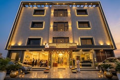 Luxury Palace Vrindavan, Mathura