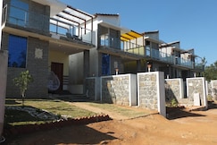 Sushmika Villas & Resorts, Salem