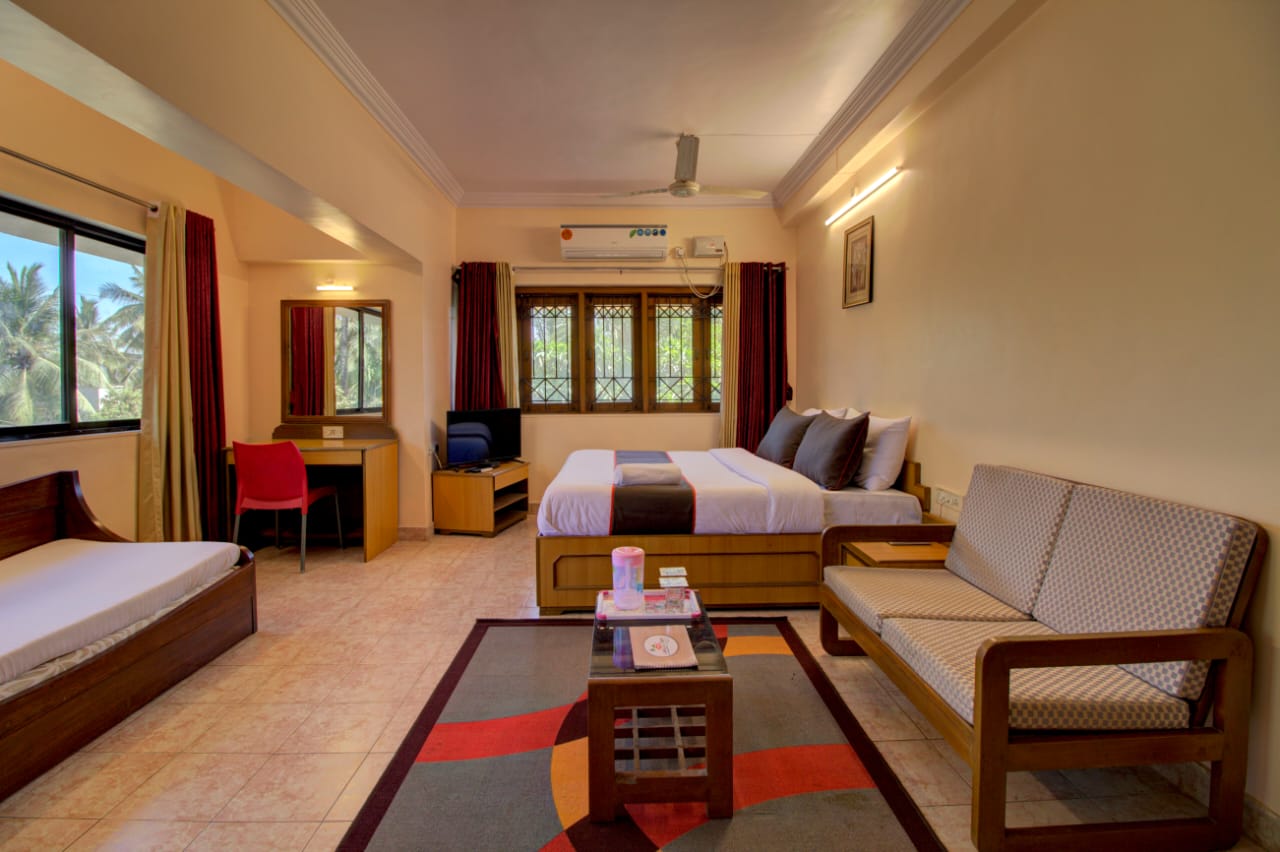 Hotel Sahyadri 4