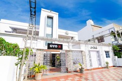 Hotel O Orchid Guest House, Durgapur