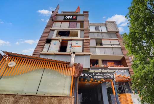 Hotel O Club99 Hotel & Rooftop-Cafe