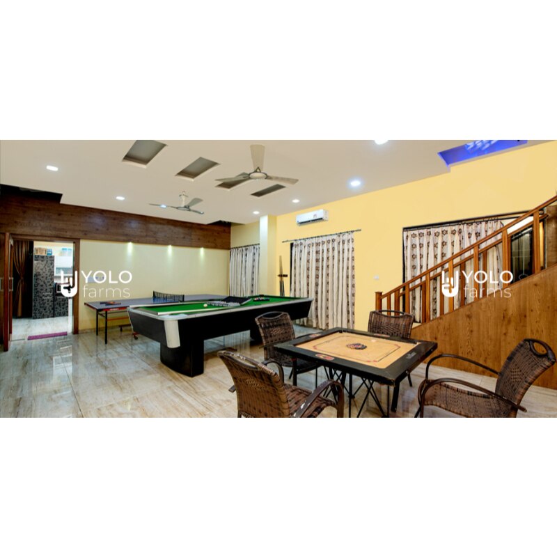 YOLOFarms 2049 - Tap to explore photos