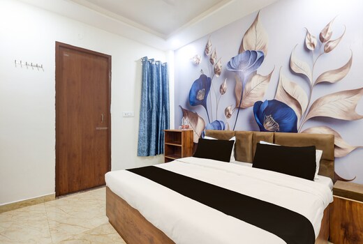 Hotel O Shiv Shankar