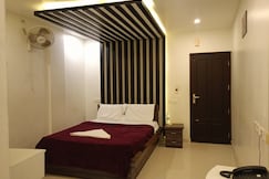 Petalz Inn Crystal tower, Alleppey