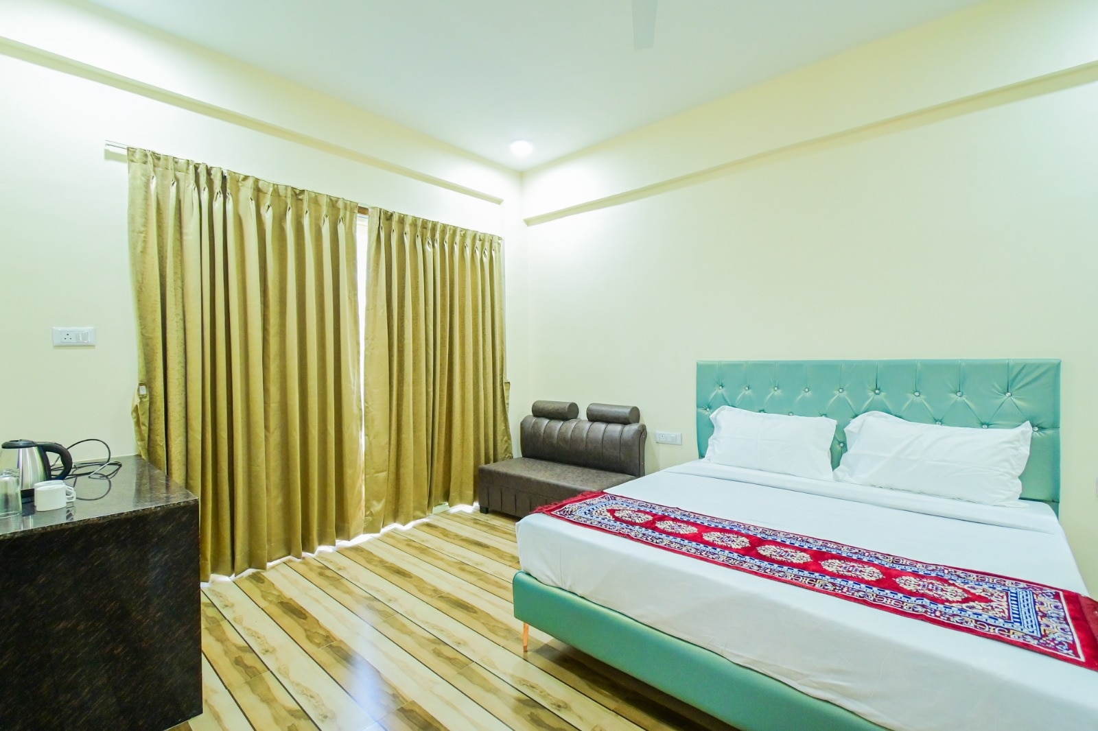 Misty Blue Resort and Villas 5