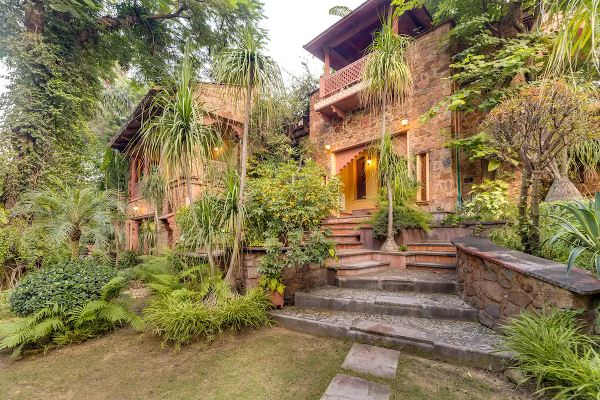 Hostie Chinar Haveli Pvt Farm Retreat in Gwal Pahari, Gurgaon