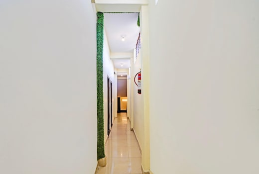 Super Hotel O York Residency