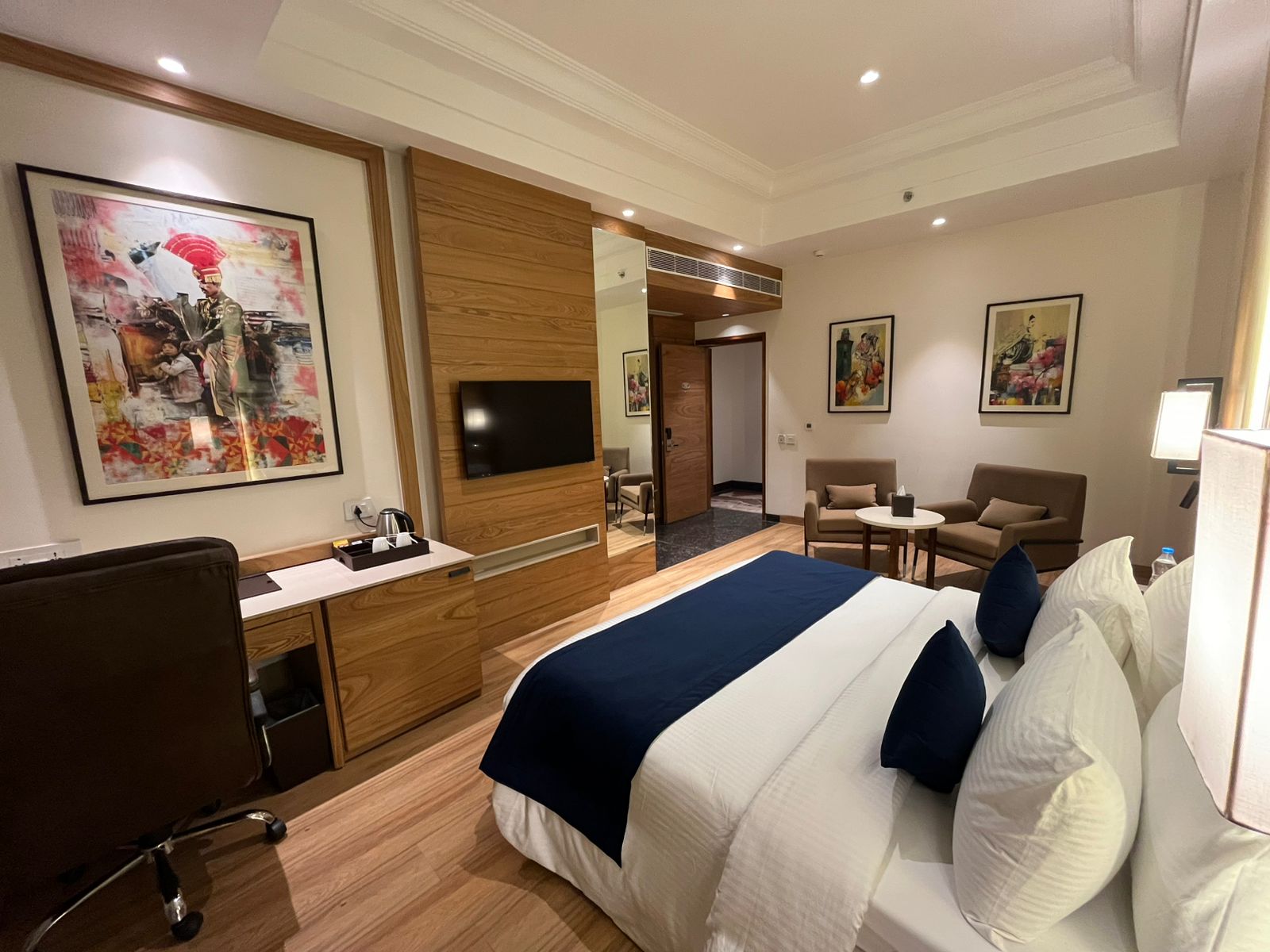 Best Western Swaran Amritsar - Tap to explore photos