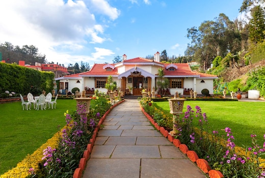 StayVista | Greenwood Bungalow