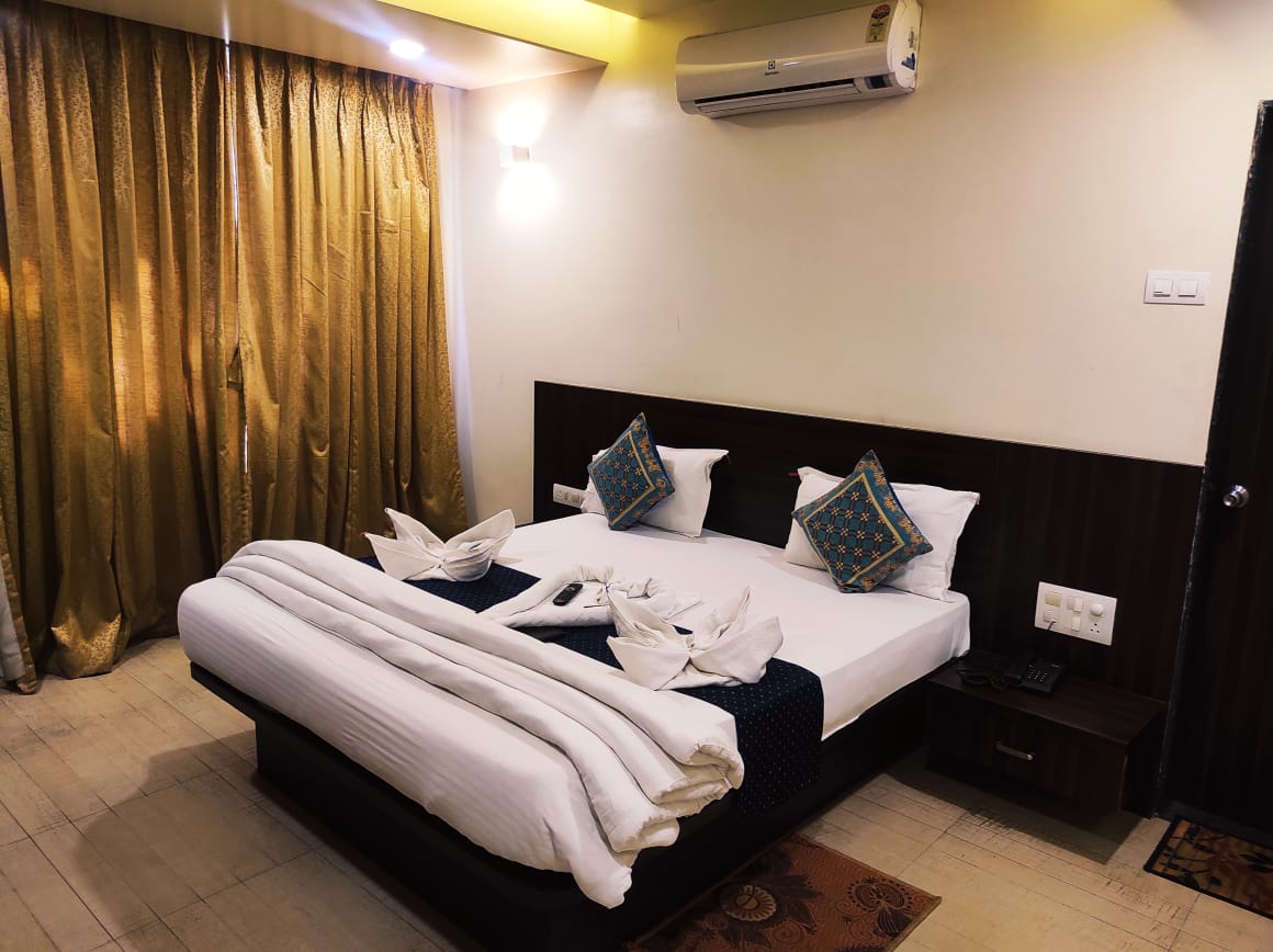 Hotel Manasi Royal 4
