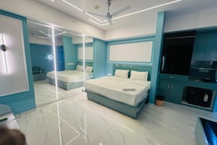 Holiday Dream Rooms, Lucknow