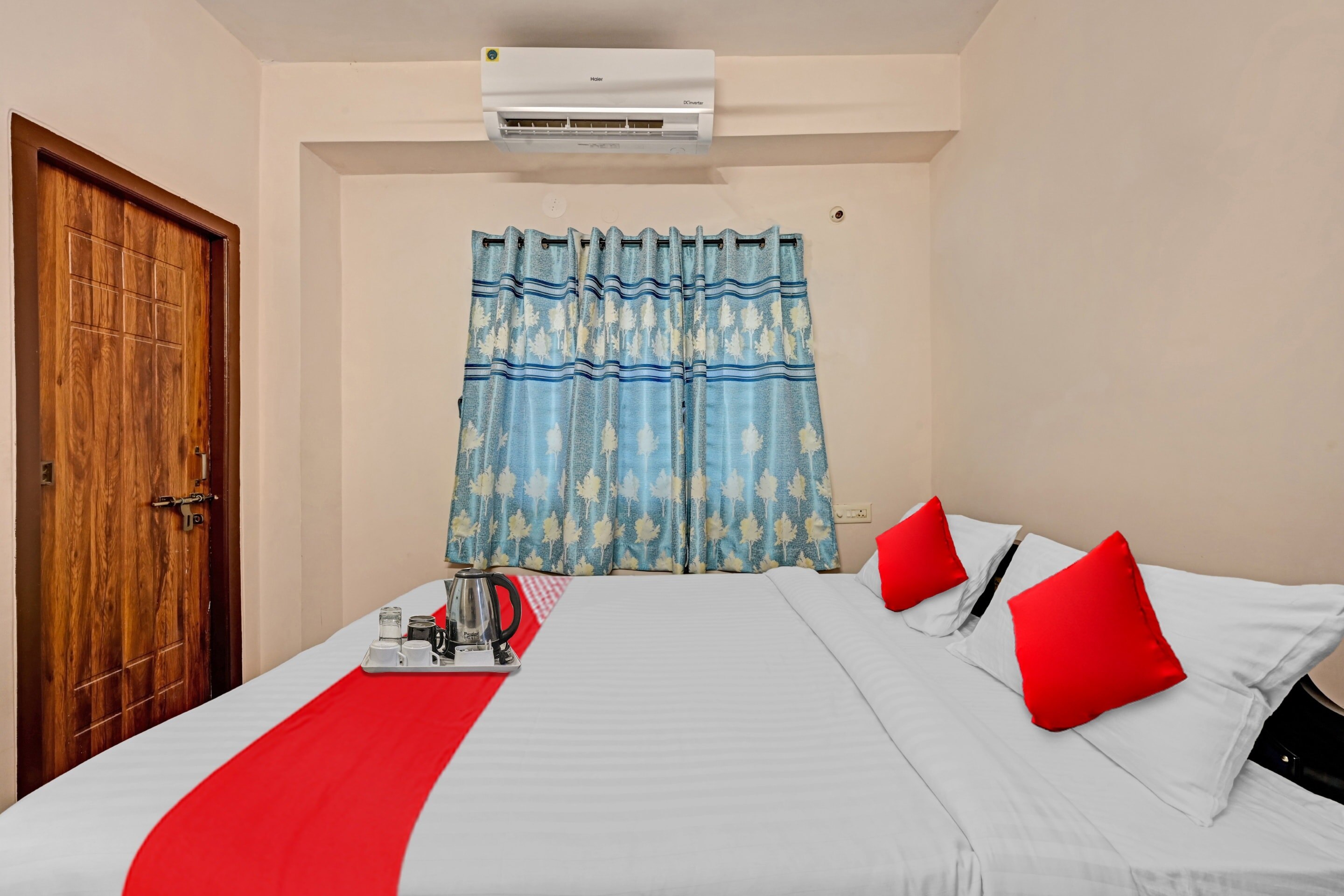 Hotel O Coastal Inn Luxury Service Apartments - Tap to explore photos