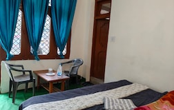Deluxe Room with Mountain View
