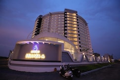 Lavish Two Bedroom Studio Apartment Managed by Rhoof Hospitality, Surat