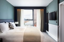 Hyatt House Manchester, Manchester