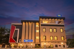 FabHotel RK International - Nr. Mumbai International Airport, Mumbai