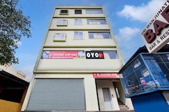 Hotel O Sri Manjunatha Deluxe Suites Yelahanka Junction, Bangalore