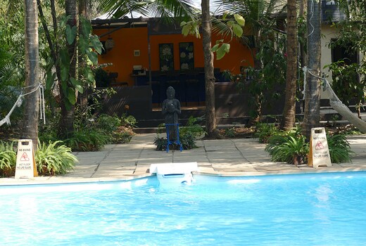 https www makemytrip com hotels mango farm house awas details alibagh html