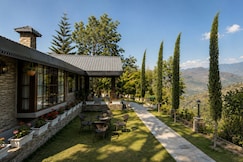 Raht Juneo Orchards, Nohra