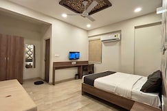 Hotel convivial ark, Bhopal