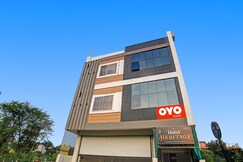 Hotel O Mauris Inn & Restaurant, Indore