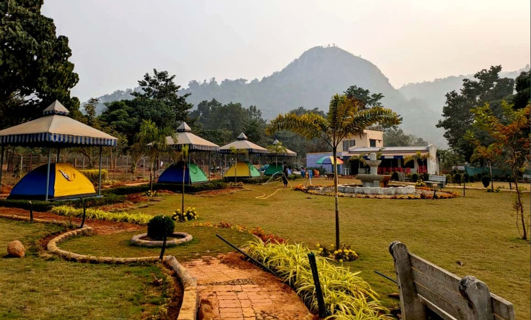 Sitakund Nature's Cottage - Tap to explore photos