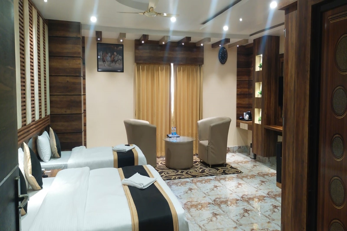 Hotel Poddar Residency - Tap to explore photos