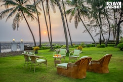 StayVista at Villa Bharat - 3BR w/ Lawn and Views, Mumbai