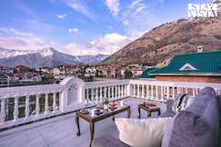 StayVista at Moon @ Midsummer Moon, Srinagar