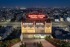 Airport Hotel Terminal 1 View, Delhi