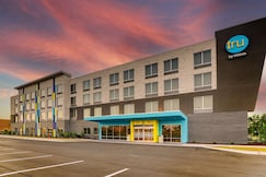 Tru by Hilton Leland Wilmington, Brunswick