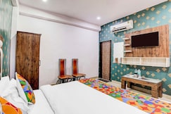 Hotel NR Prime Royality Greater Kailash - Couple Friendly, Gurgaon