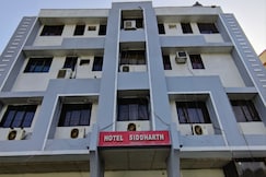 Hotel Siddharth, Vapi