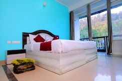 English Holidays Anachal Munnar, Munnar