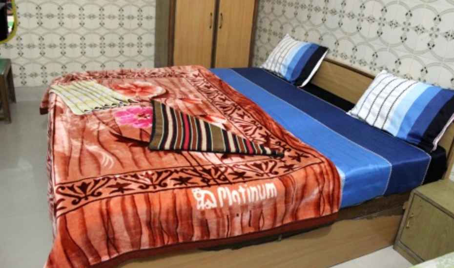 Shiv Om Guest House, Rishikesh - Tap to explore photos