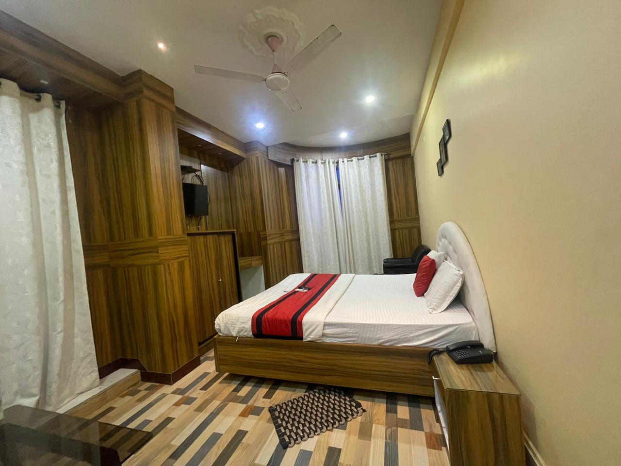HOTEL RUPASHREE BANGALA - Tap to explore photos