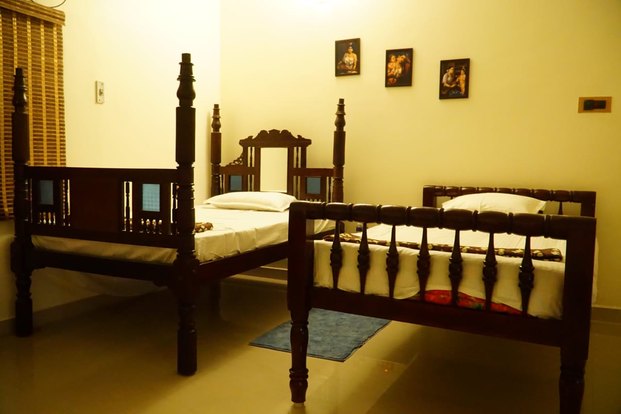 Hotel Tanjore Inn - Tap to explore photos