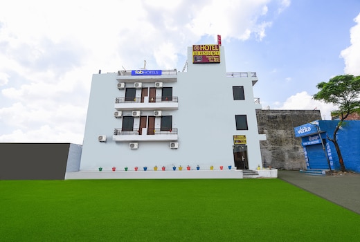 FabHotel AB Residency