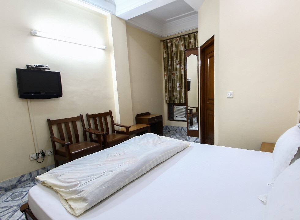 Hotel The Shubham - Tap to explore photos