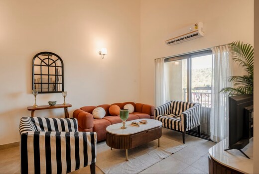 2BHK Chic Duplex In Candolim Goa I T4 by MIrashya Homes